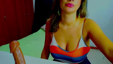 Snapshot of dalila_sexxx chatting on September 2025 04:34:02 AM Dalila online show from September 2025 04:34:02 AM
