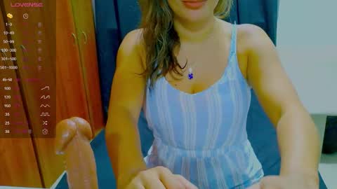Snapshot of dalila_sexxx chatting on March 2026 03:45:01 AM Dalila online show from March 2026 03:45:01 AM