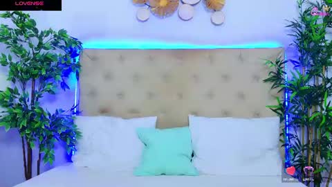 daliyaa_ online show from July 2026 12:19:02 PM