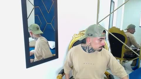 Snapshot of dallas_whitee chatting on February 2026 12:06:01 PM Dallas whitee online show from February 2026 12:06:01 PM