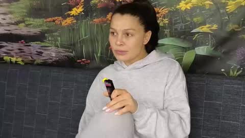 Snapshot of damedefeu chatting on October 2025 11:41:02 AM damedefeu online show from October 2025 11:41:02 AM