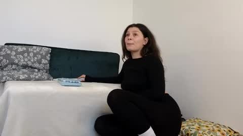 damedefeu online show from March 2026 07:46:02 AM