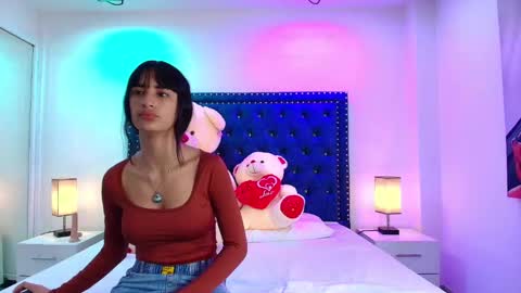 DAMIAN AND ROXANNE.  online show from November 2025 12:49:01 PM