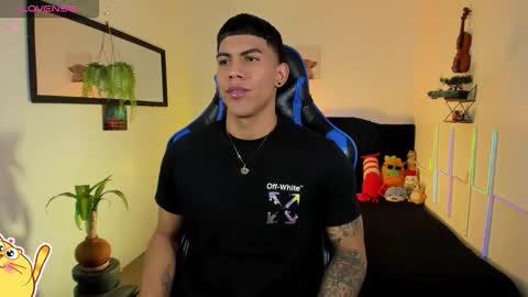 Damian online show from March 2026 03:13:02 AM