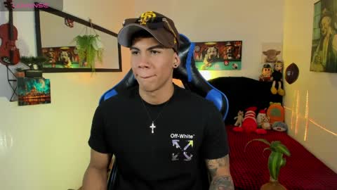 Damian online show from April 2026 01:32:01 AM