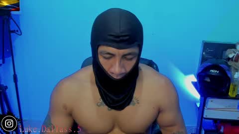 Snapshot of damian_torner chatting on April 2026 08:12:01 AM Damian torner online show from April 2026 08:12:01 AM