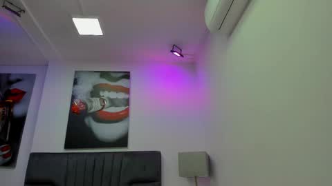 Snapshot of damian_vadim chatting on February 2026 11:16:01 AM Damian Vadim online show from February 2026 11:16:01 AM