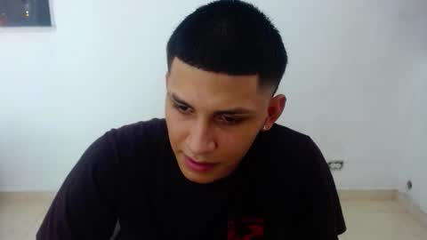 Snapshot of damianbigcock_ chatting on February 2026 03:33:02 AM damianbigcock_ online show from February 2026 03:33:02 AM