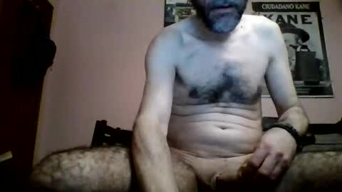 Snapshot of damianour chatting on May 2026 11:01:04 PM damianour online show from May 2026 11:01:04 PM