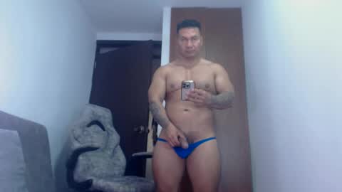 Snapshot of dammuscle chatting on May 2026 06:50:01 PM dammuscle online show from May 2026 06:50:01 PM