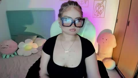 Criss online show from November 2025 02:14:01 AM