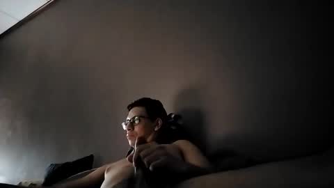 Snapshot of damnsexy0102 chatting on June 2026 03:30:01 AM DamnSexy0102 online show from June 2026 03:30:01 AM