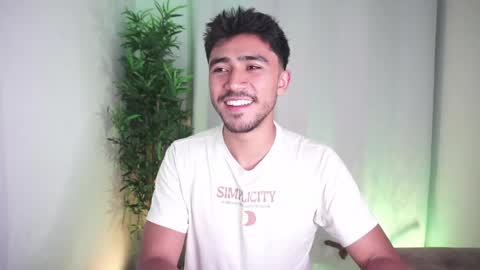 damon_frost online show from May 2026 11:24:01 PM