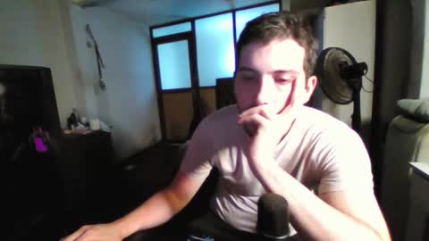 Snapshot of damon_hell chatting on January 2026 01:41:01 AM Damon online show from January 2026 01:41:01 AM