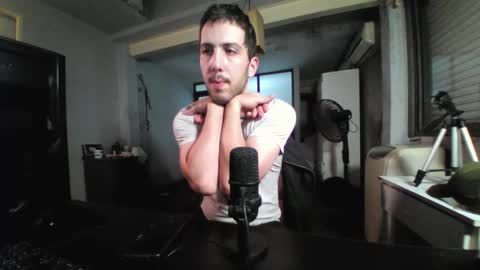 Snapshot of damon_hell chatting on January 2026 01:46:01 PM Damon online show from January 2026 01:46:01 PM