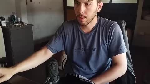 Snapshot of damon_hell chatting on January 2026 01:38:02 PM Damon online show from January 2026 01:38:02 PM