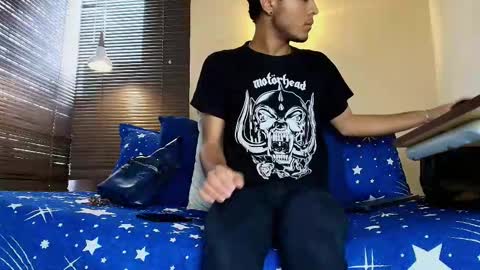 Damon  Salvatore online show from March 2026 07:10:01 PM