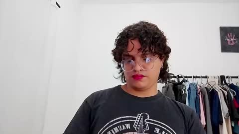 Snapshot of dan_blous chatting on March 2026 01:33:01 AM Diane Blosson online show from March 2026 01:33:01 AM