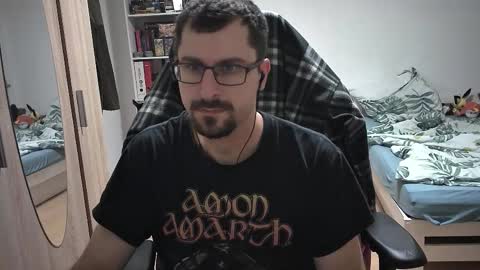 Snapshot of dan_the_man405 chatting on November 2025 08:52:01 PM King Dan online show from November 2025 08:52:01 PM