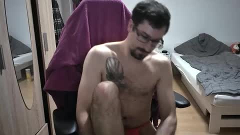 Snapshot of dan_the_man405 chatting on December 2025 08:05:02 PM King Dan online show from December 2025 08:05:02 PM