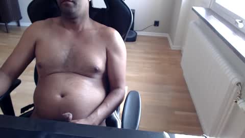 Snapshot of dan_the_man43 chatting on May 2026 07:24:02 AM dan_the_man43 online show from May 2026 07:24:02 AM