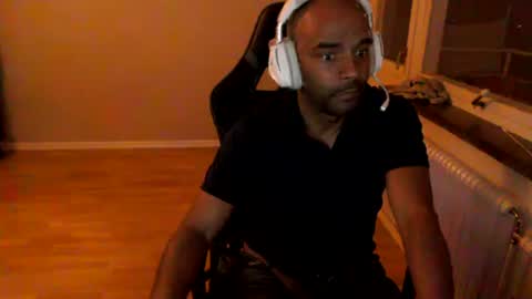 Snapshot of dan_the_man43 chatting on June 2026 12:13:02 AM dan_the_man43 online show from June 2026 12:13:02 AM