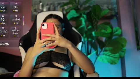 danaa_rouse online show from December 2025 07:59:01 AM