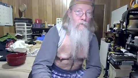 Dana online show from December 2024 04:22:01 PM