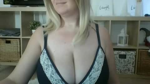 DanaHotMILF online show from February 2025 10:55:02 AM