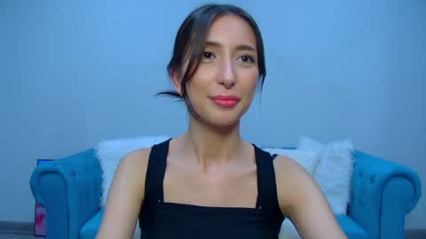 Snapshot of danaroges chatting on June 2026 02:33:01 PM DanaRoges online show from June 2026 02:33:01 PM