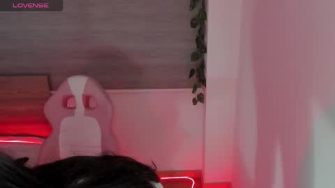 danay_01 online show from December 2025 12:05:01 AM