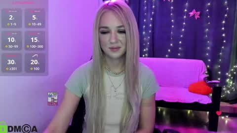 Snapshot of dances_queen chatting on May 2026 07:28:02 AM dances_queen online show from May 2026 07:28:02 AM