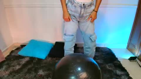 Danella Houston online show from January 2026 09:40:02 PM