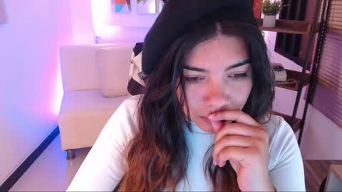 Snapshot of dangel_noir6 chatting on October 2025 12:00:02 PM Veronica online show from October 2025 12:00:02 PM