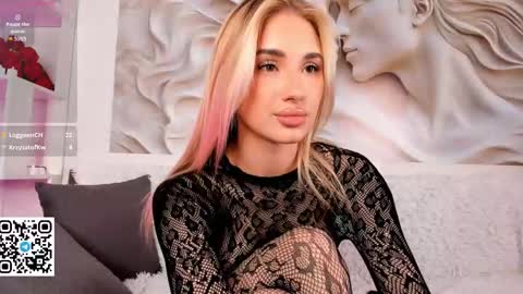 Snapshot of danger_bella chatting on April 2026 08:26:01 PM Bella online show from April 2026 08:26:01 PM