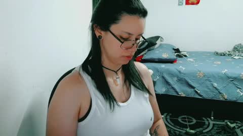 dani y jocelyn online show from April 2026 06:19:01 PM