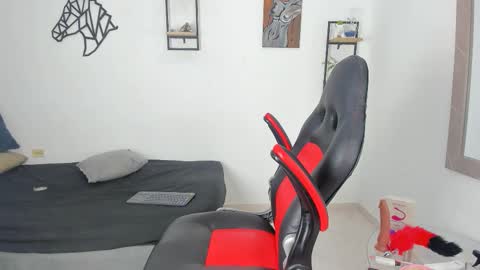 Daniella online show from October 2025 08:10:01 PM