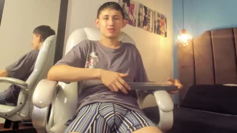 Snapshot of dani_swagger chatting on February 2026 07:29:01 PM Thiago online show from February 2026 07:29:01 PM