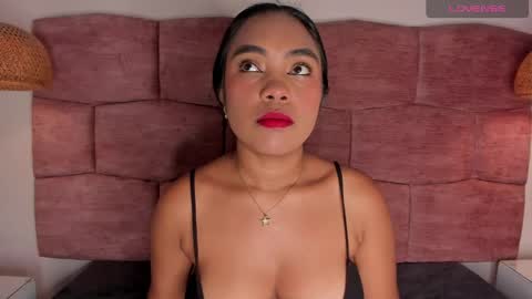 Snapshot of dani_velvet chatting on May 2026 02:40:01 AM online show from May 2026 02:40:01 AM