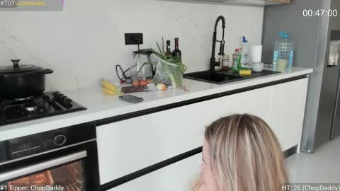 daniangel_web online show from April 2026 02:35:01 PM