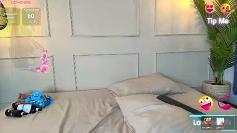 Snapshot of danibell_sweet chatting on June 2026 07:47:02 PM danibell_sweet online show from June 2026 07:47:02 PM