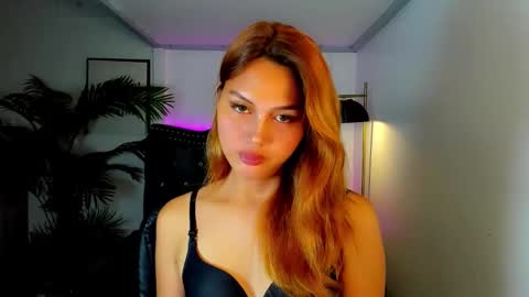 Snapshot of danicawinks chatting on May 2026 10:39:01 PM Danica online show from May 2026 10:39:01 PM