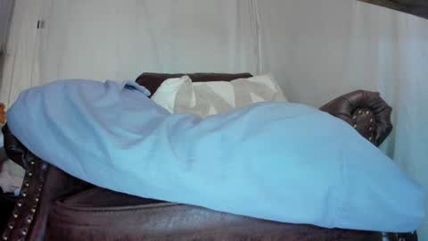 danidollxxx online show from December 2024 02:47:02 AM