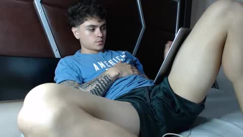 daniel_collins07 online show from October 2025 05:17:02 AM