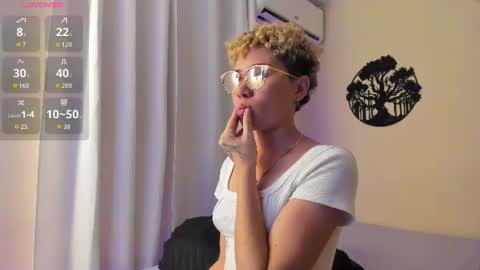 Snapshot of daniela_brown1 chatting on July 2026 01:33:01 AM Daniela Brown online show from July 2026 01:33:01 AM