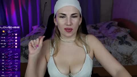 Daniela Cooper online show from February 2025 04:46:02 PM