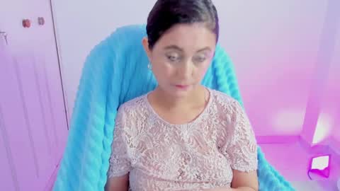 Daniela online show from November 2025 05:51:02 AM