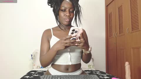 Danielamorgan online show from December 2024 07:47:01 PM