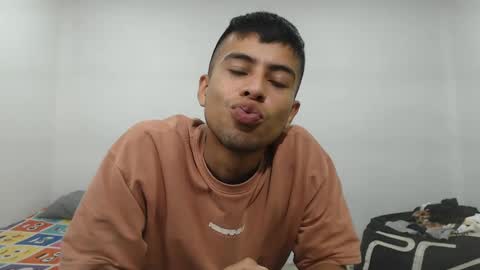 danielitopapii online show from February 2025 03:03:01 PM