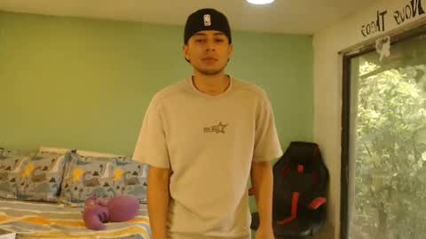 danielitopapii online show from April 2026 07:17:02 PM